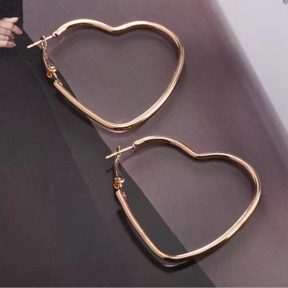 NEW Gold Heart Hoop Earrings